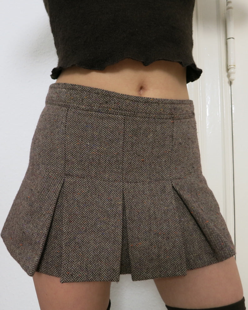 Tweed miniskirt