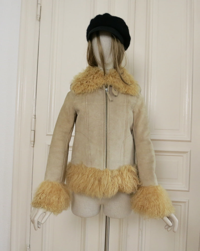 Suede jacket with fur