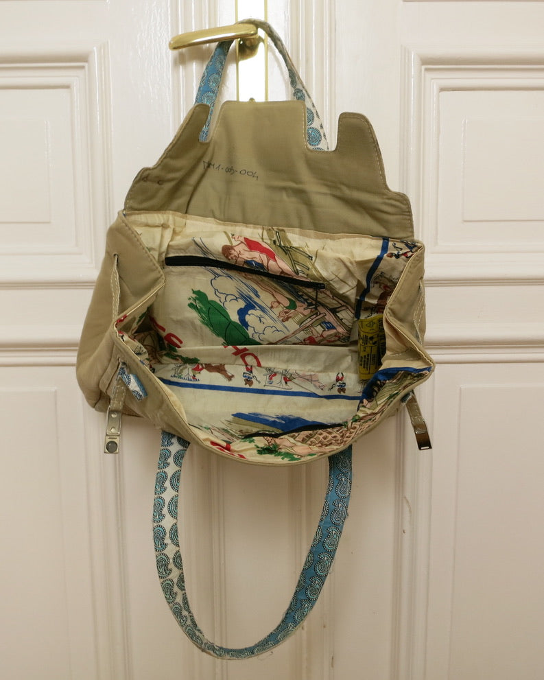 Beige 00s shopper