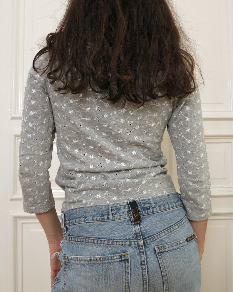 gomme grey top
