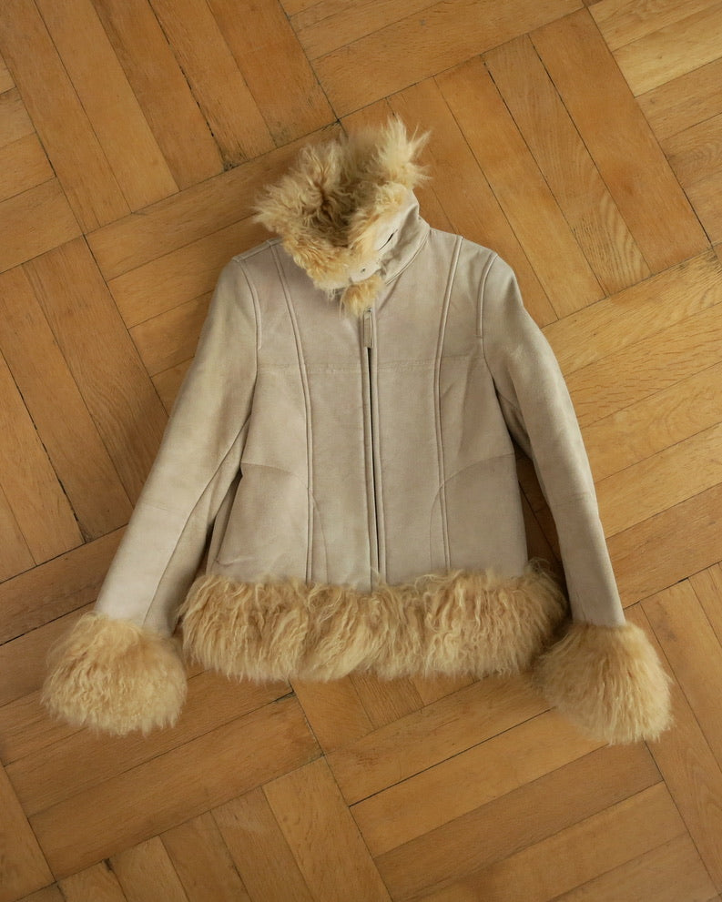 Suede jacket with fur