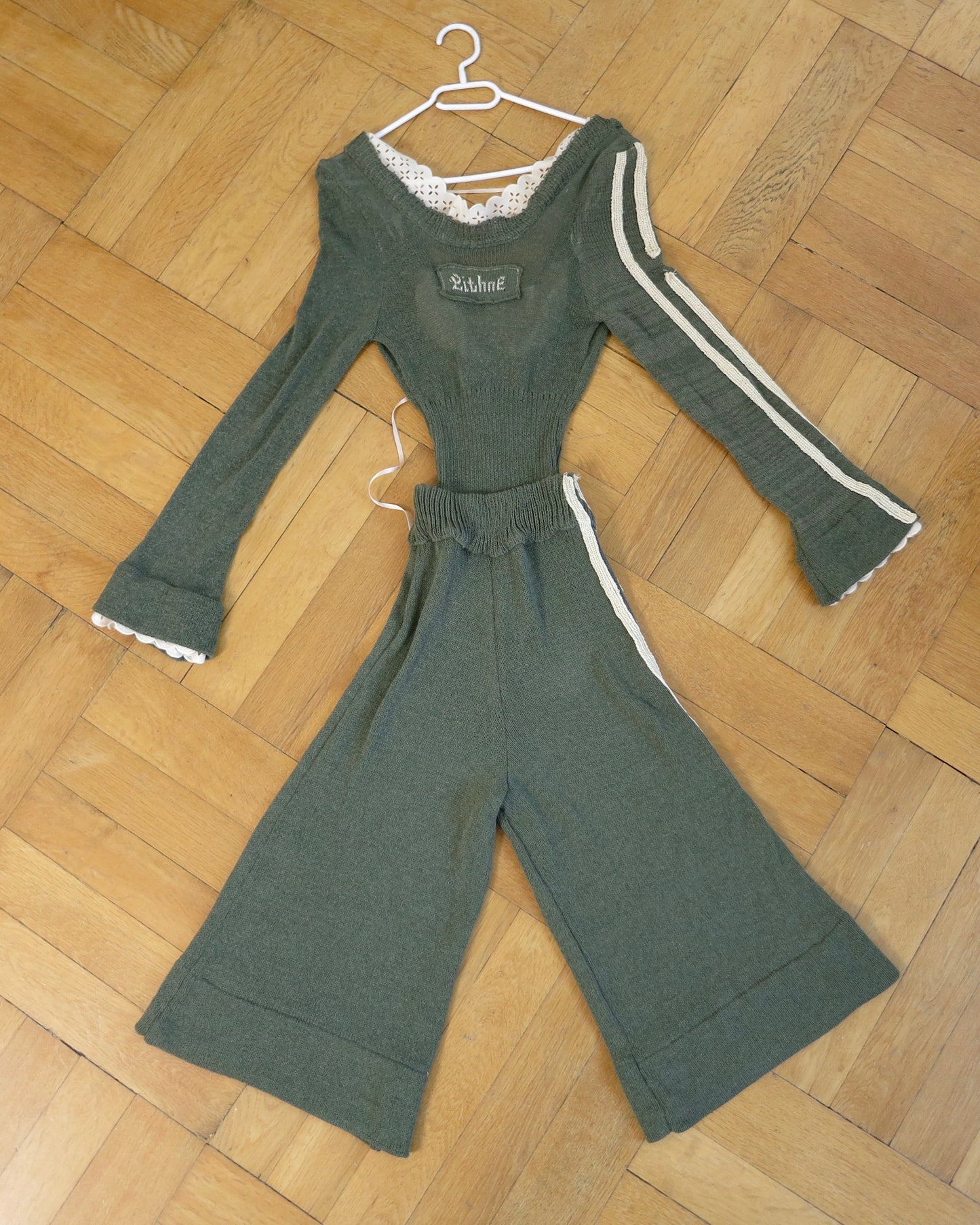 eithne padraigin ni bhraonain jockette milkmaid onesie