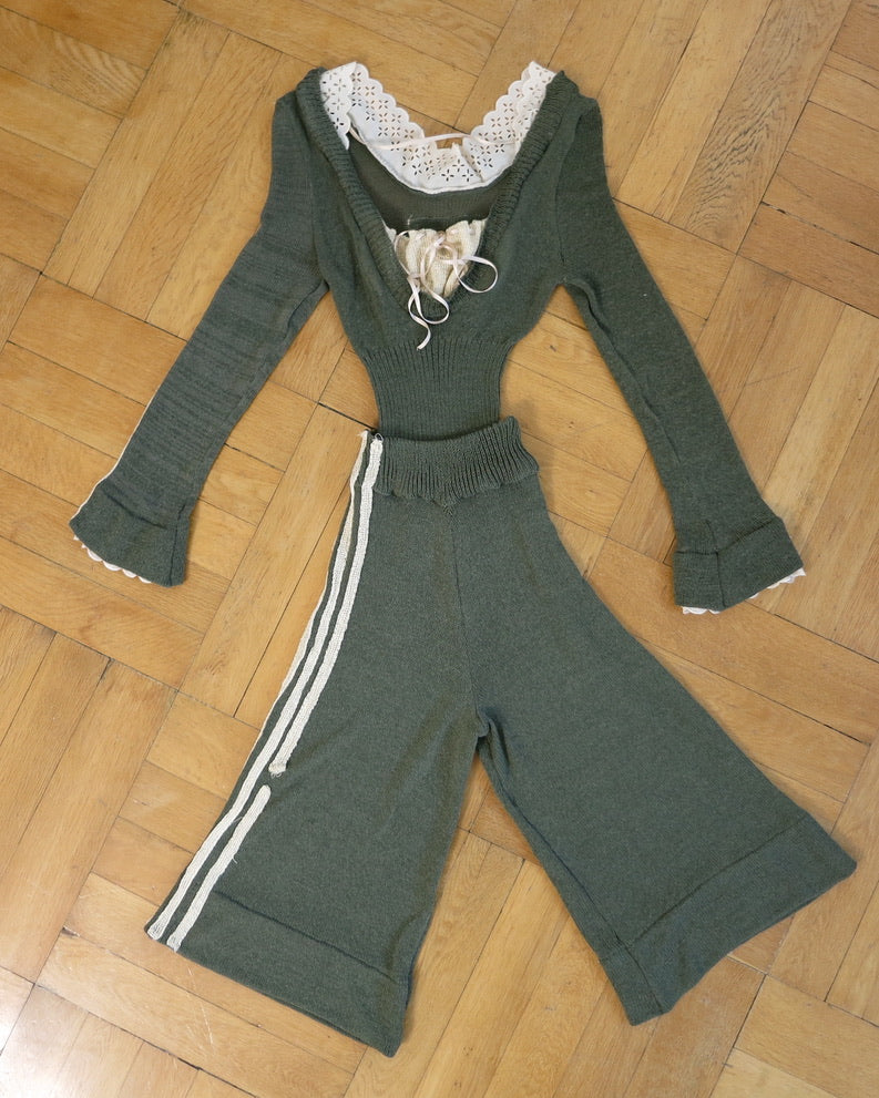 eithne padraigin ni bhraonain jockette milkmaid onesie
