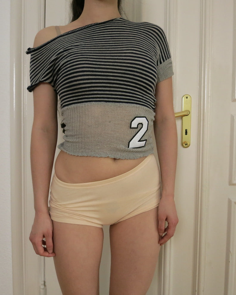 eithne padraigin ni bhraonain asymmetrical top