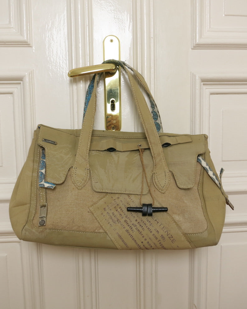 Beige 00s shopper