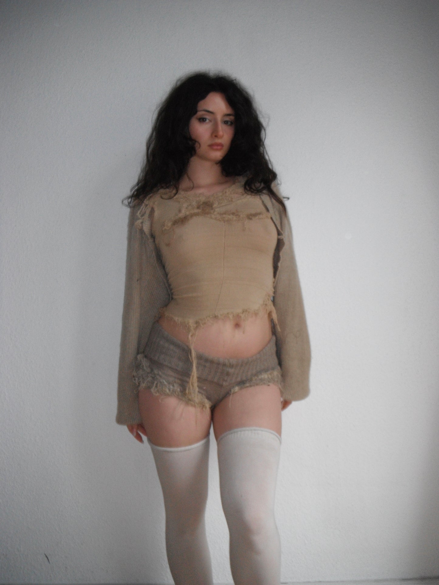 annina “les sœurs” hay distressed shorts