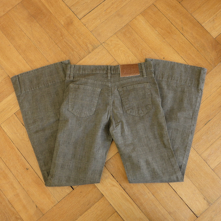 Checkered flares