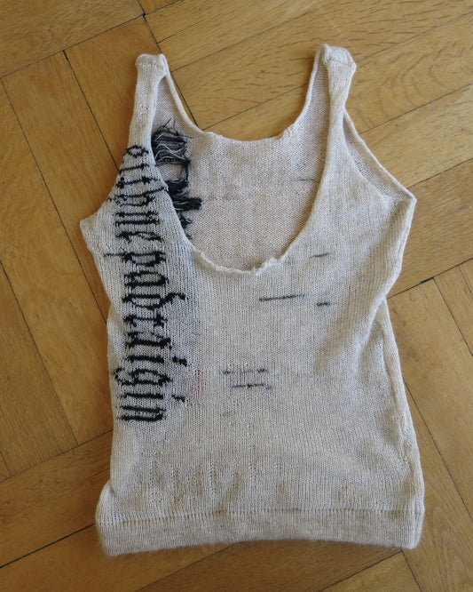 eithne padraigin ni bhraonain branded tank top