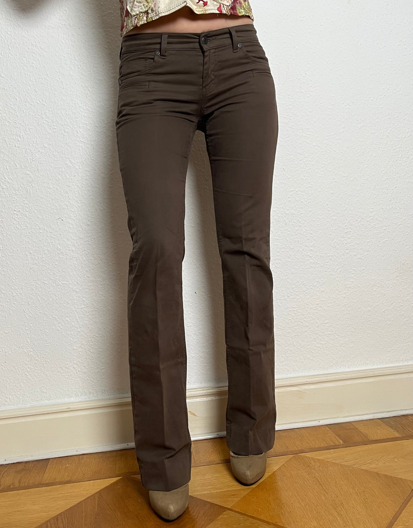 Chic flared office pants