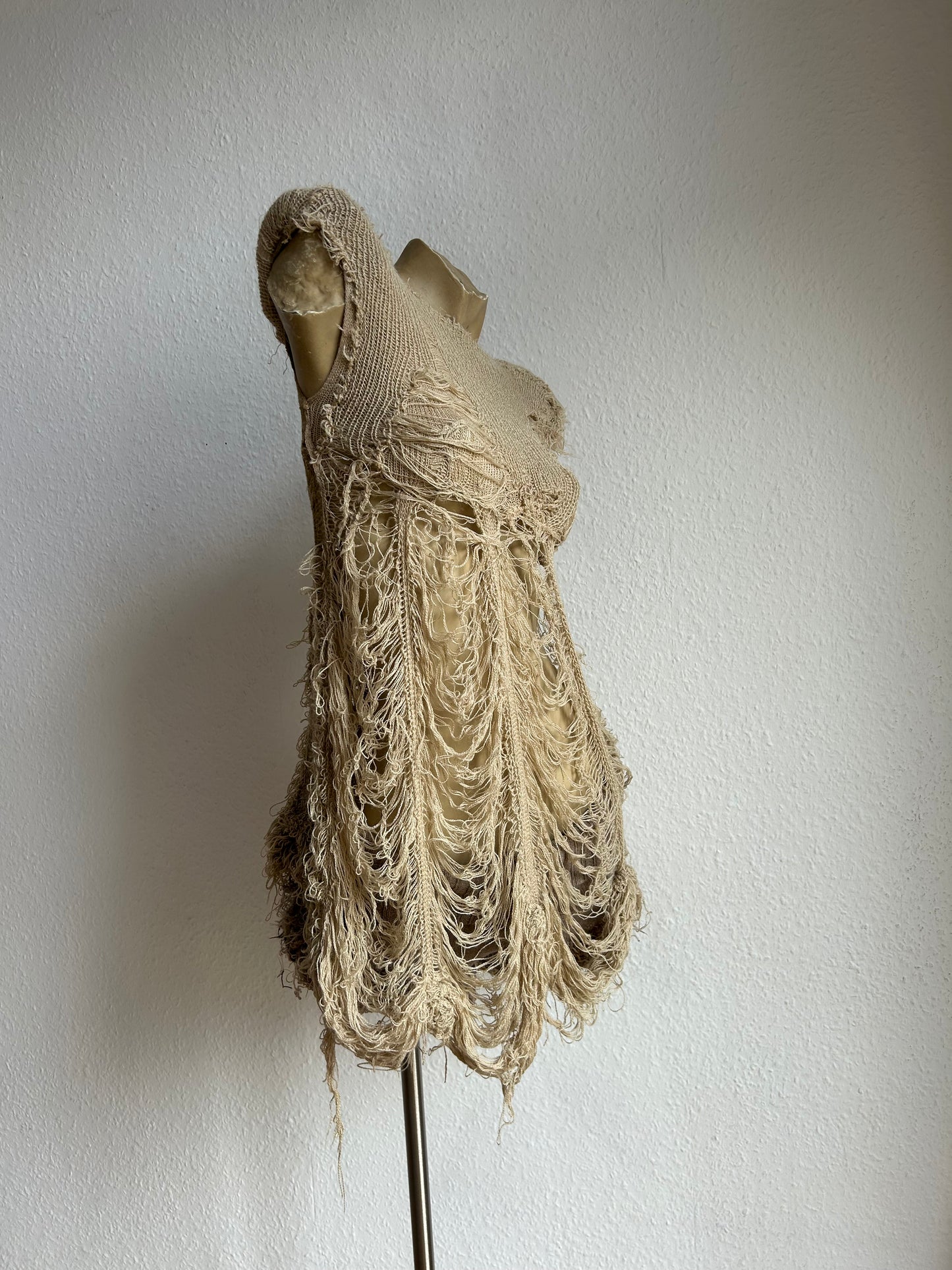 annina “les sœurs” hay
mini dress