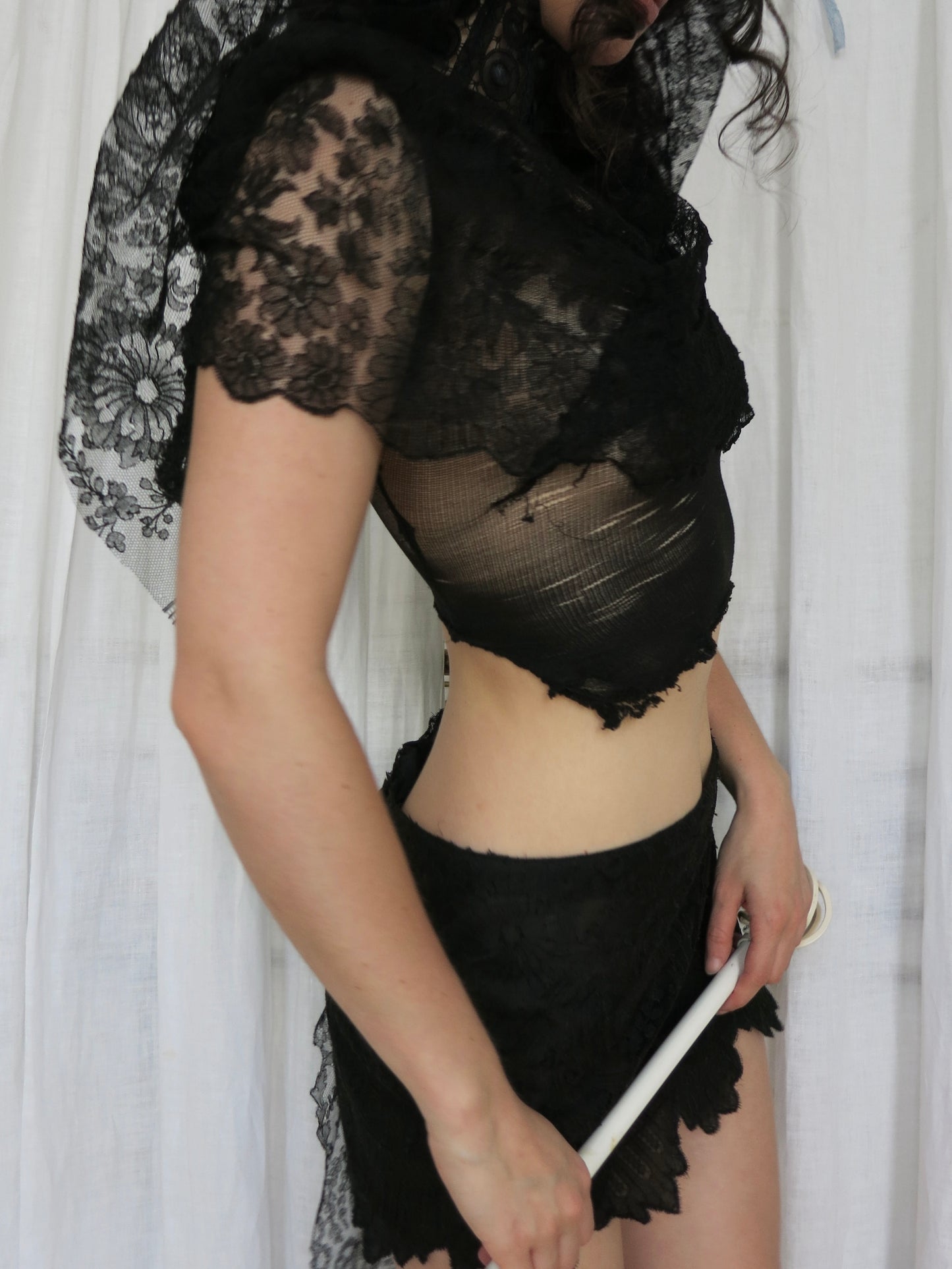 Annina lace and distressed top