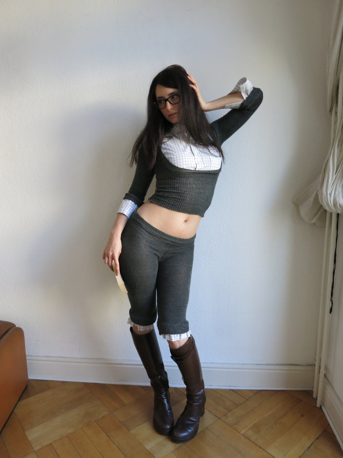 eithne padraigin ni bhraonain collared top ans shorts set