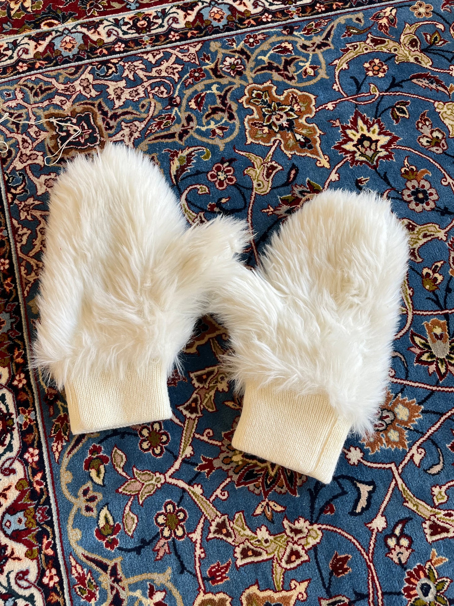 Furry gloves