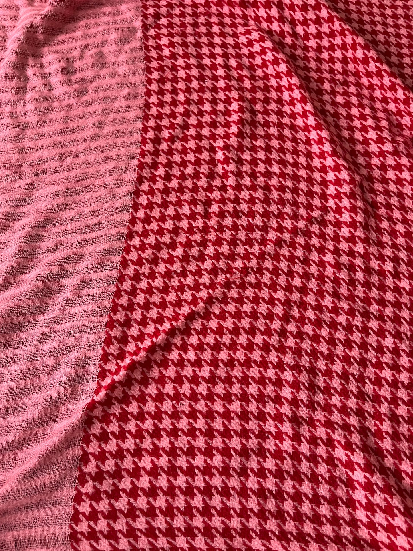 Zucca houndstooth stole