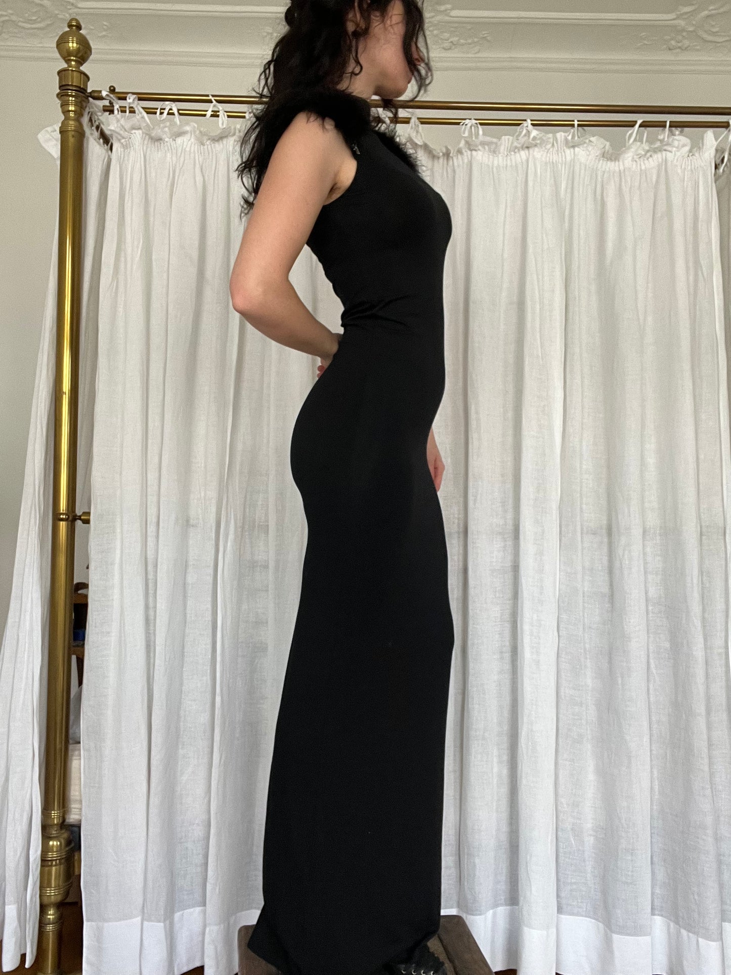 Bodycon jersey long dress with feathers
