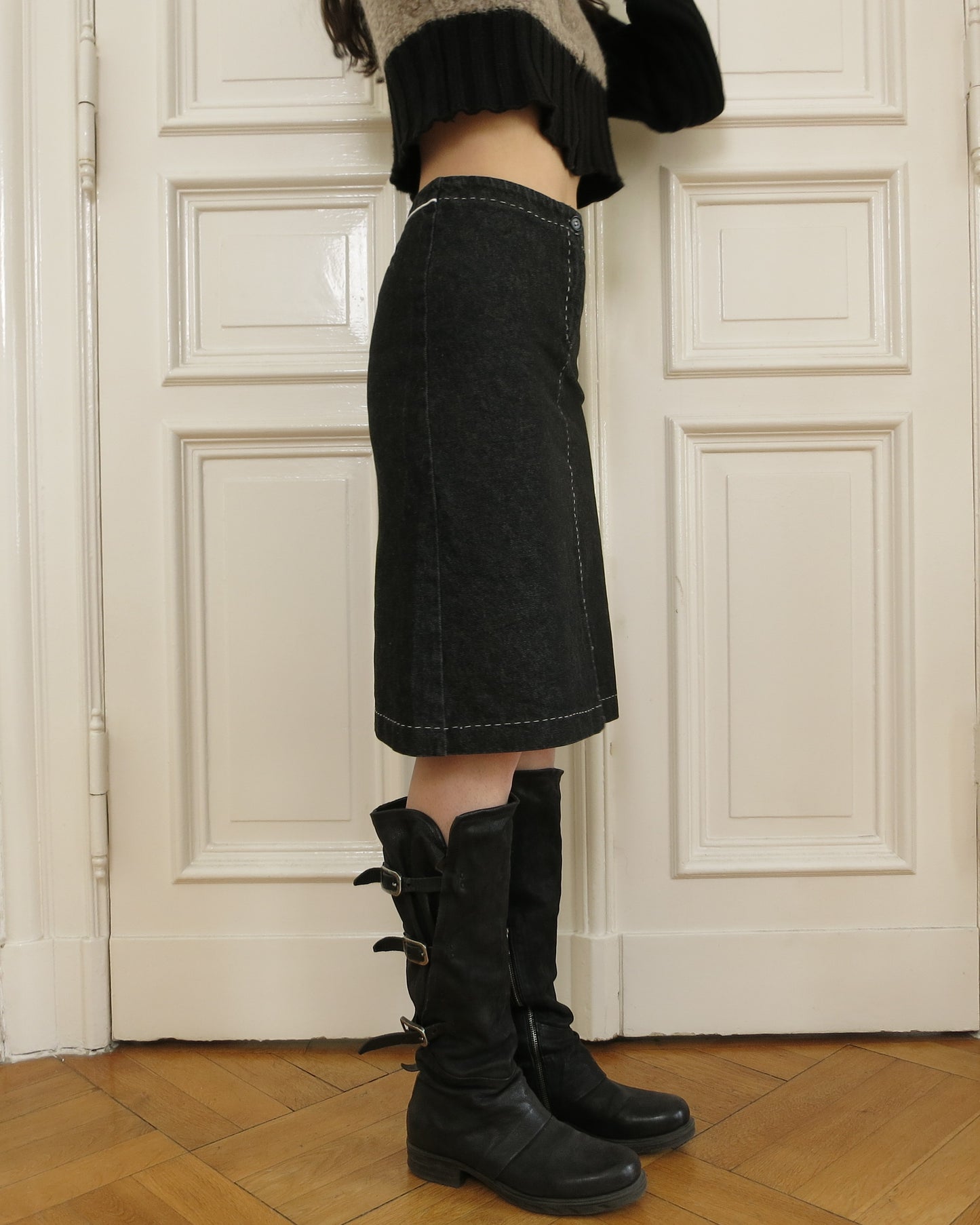 Max&Co chic denim midi skirt