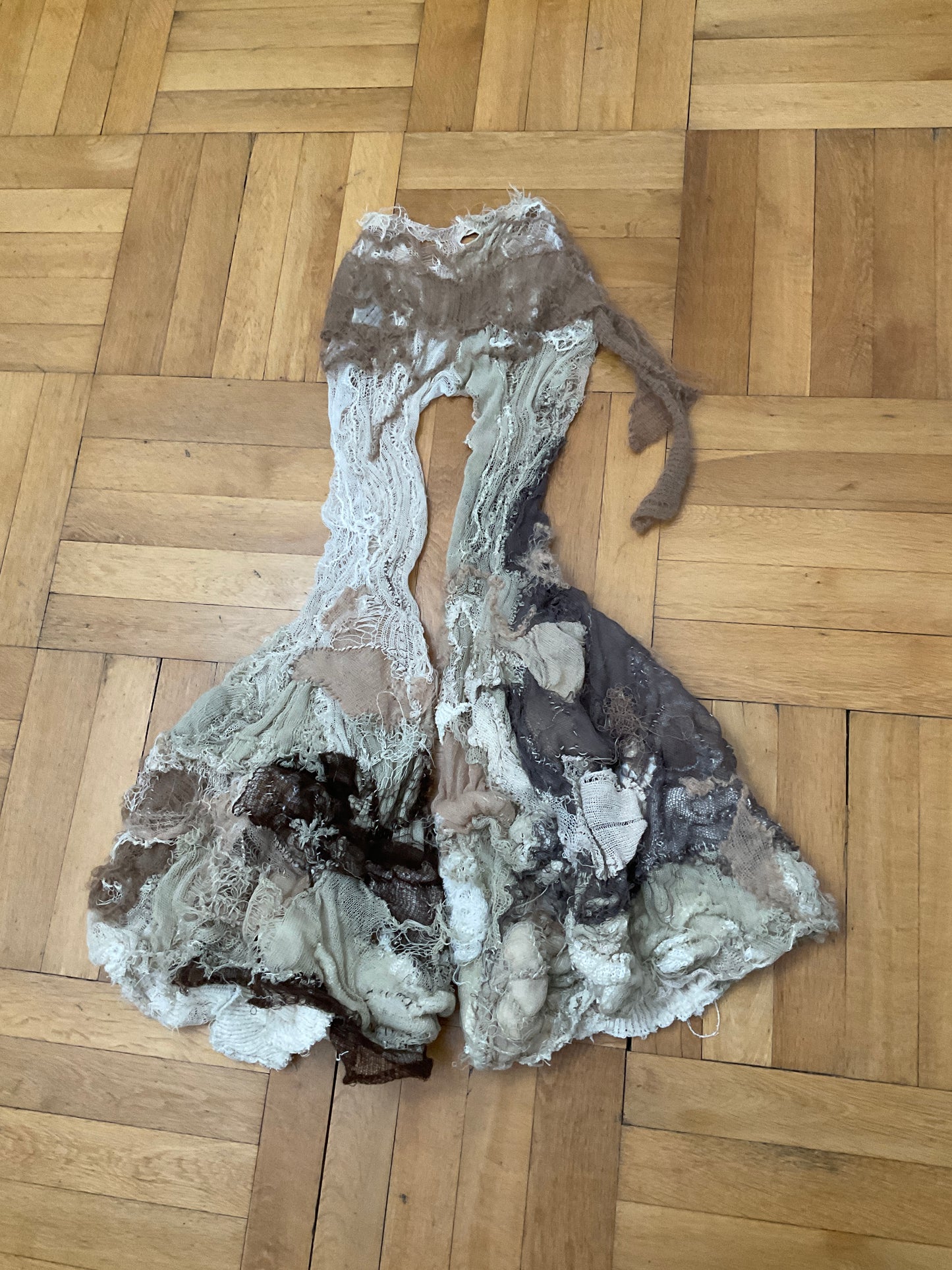 annina distressed flared pants