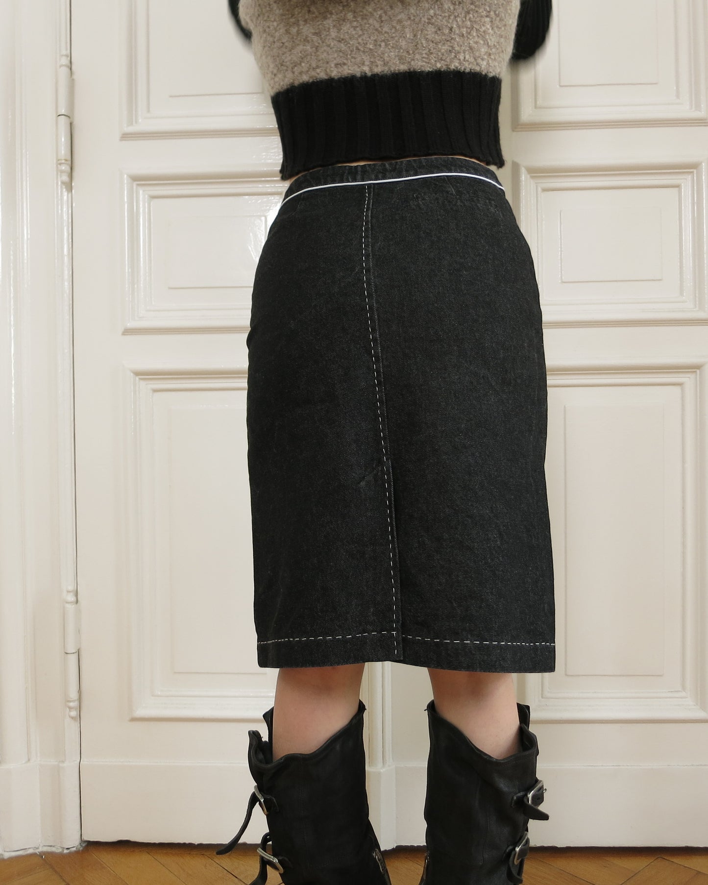Max&Co chic denim midi skirt