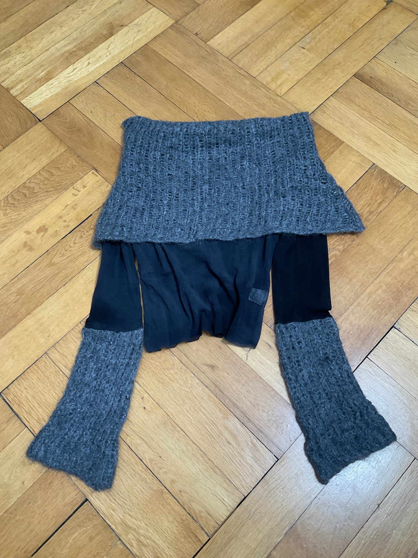 Mohair knit longsleeve