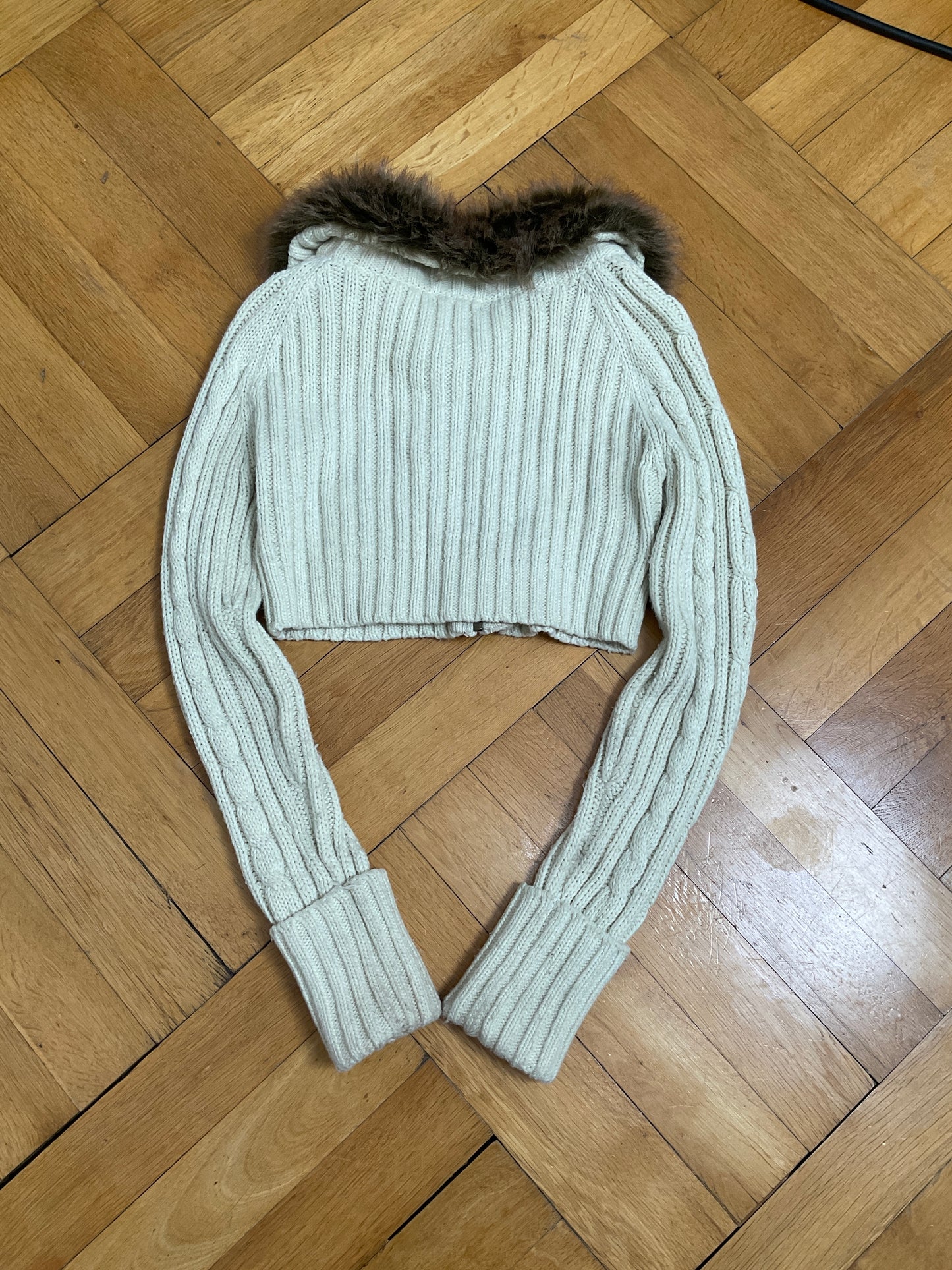 Festive cropped cardigan