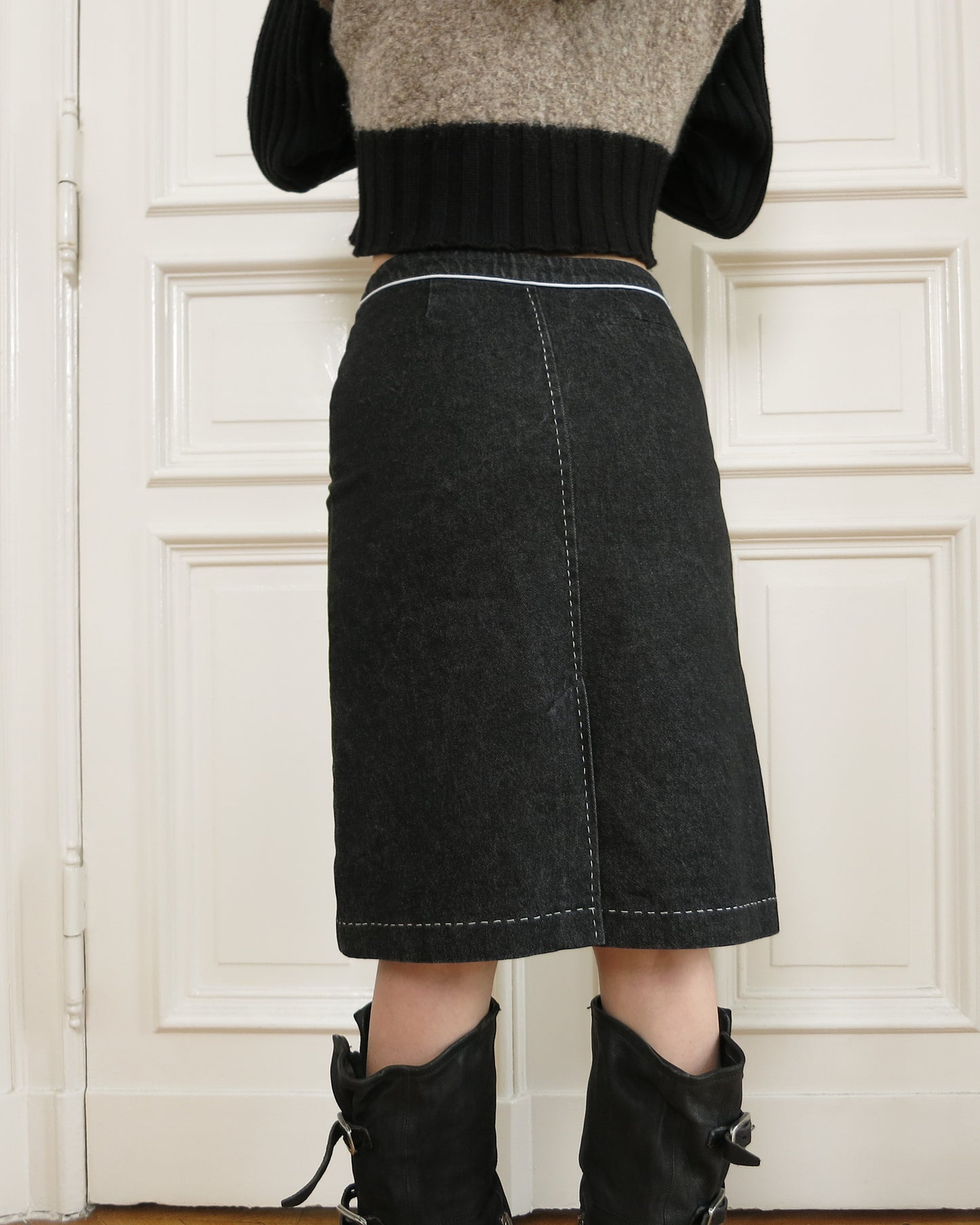 Max&Co chic denim midi skirt