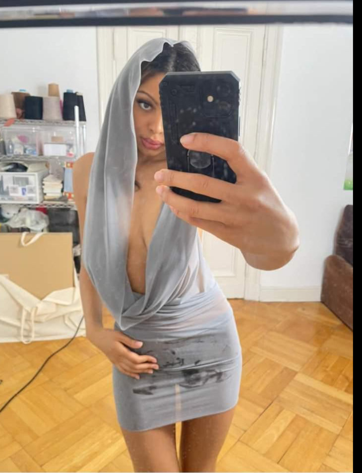 ex-myszka "motherly" embryo dress