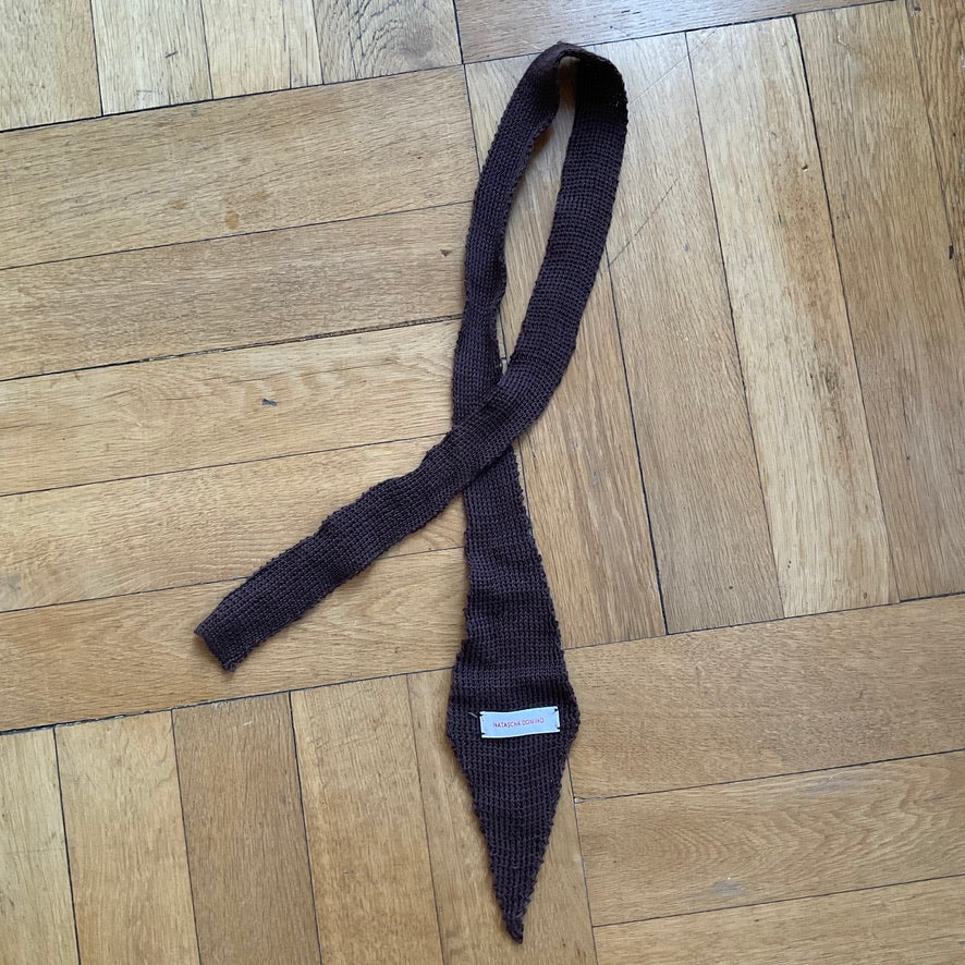 Natascha Domino ~ brown knit tie