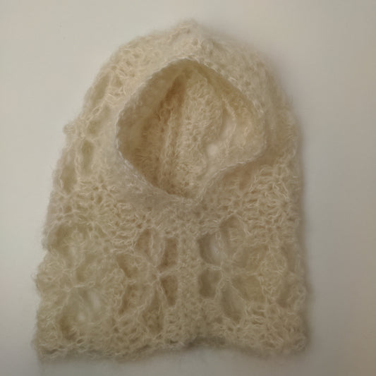 prototype ~ crochet balaclava from mođđe studio