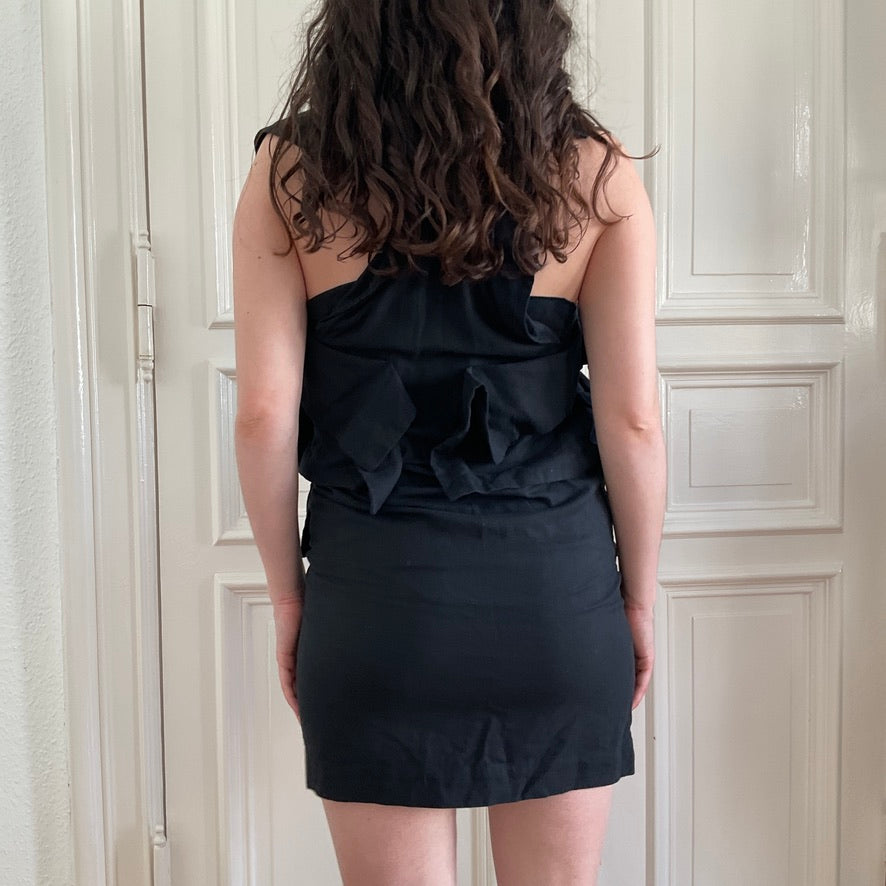Hussein Chalayan pockets dress