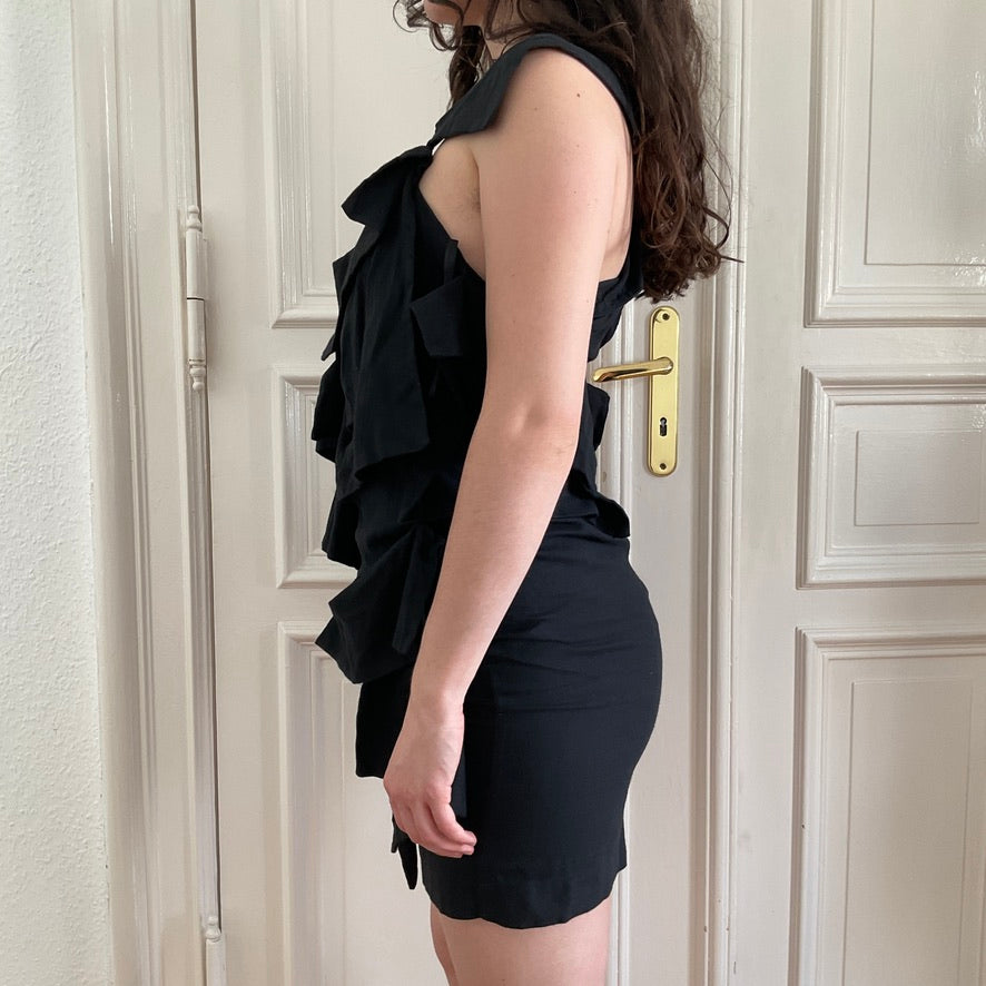 Hussein Chalayan pockets dress