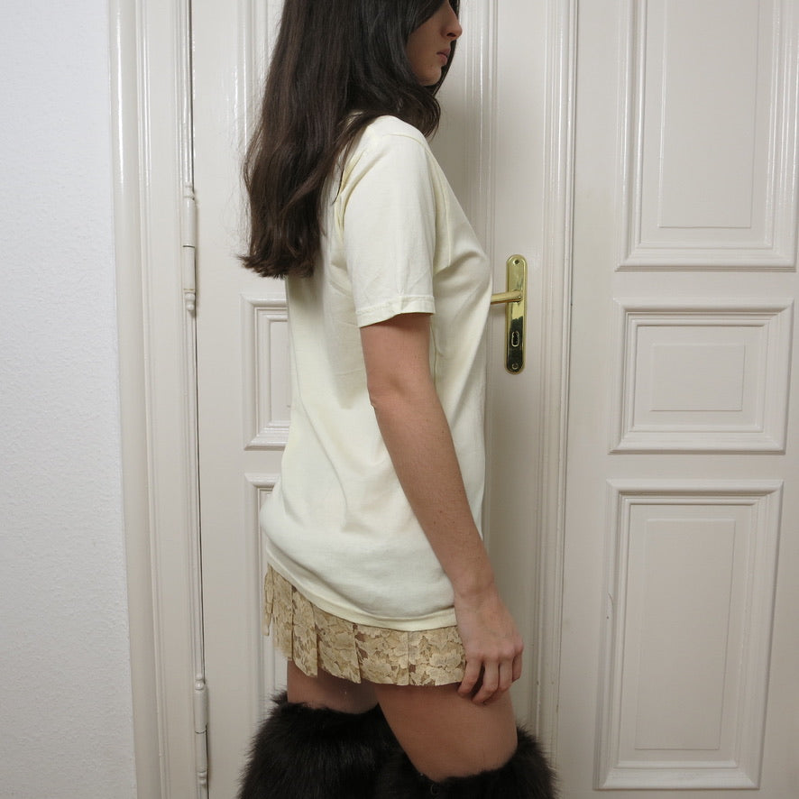 J'adorable Basics ~ vanilla organic sleepyheads t-shirt