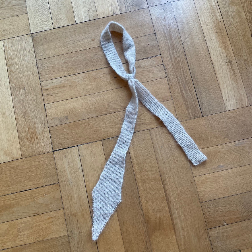 Natascha Domino ~ extra fluffy mohair knit tie
