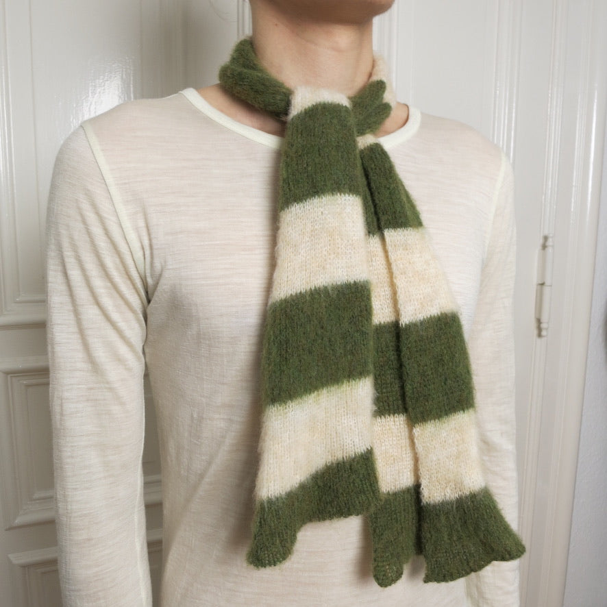 eithne padraigin ni bhraonain ~ striped mohair scarf