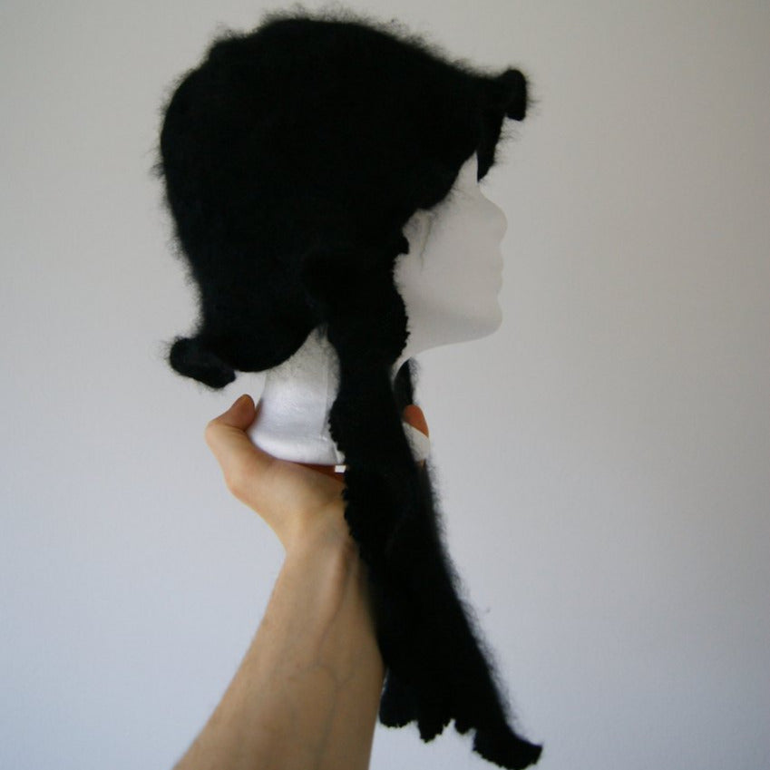 Black orchid bonnet ii