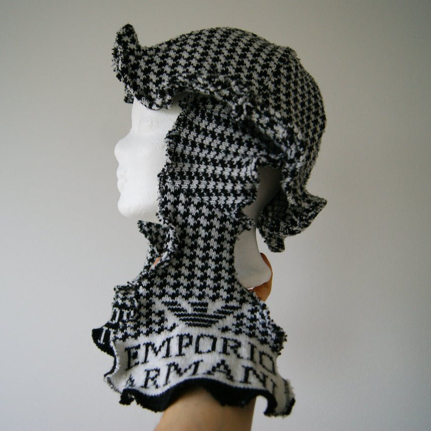 Armani orchid bonnet