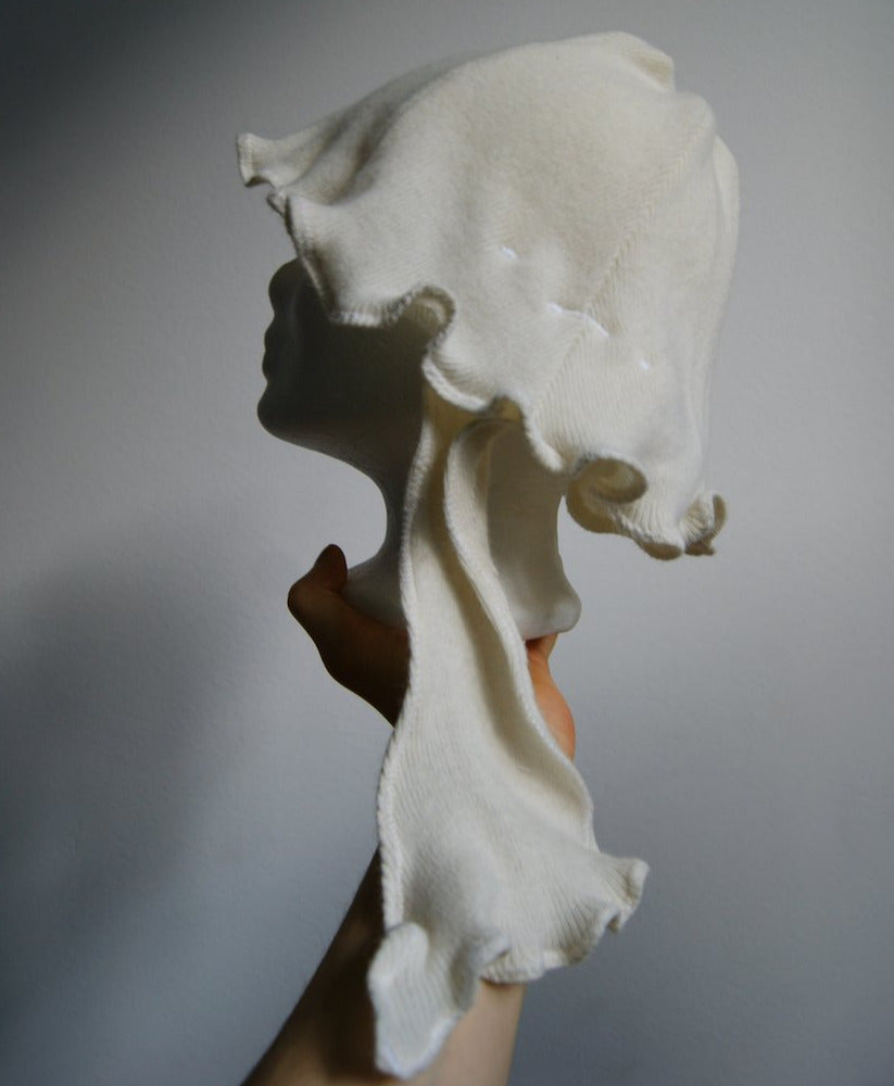 Angora orchid bonnet white