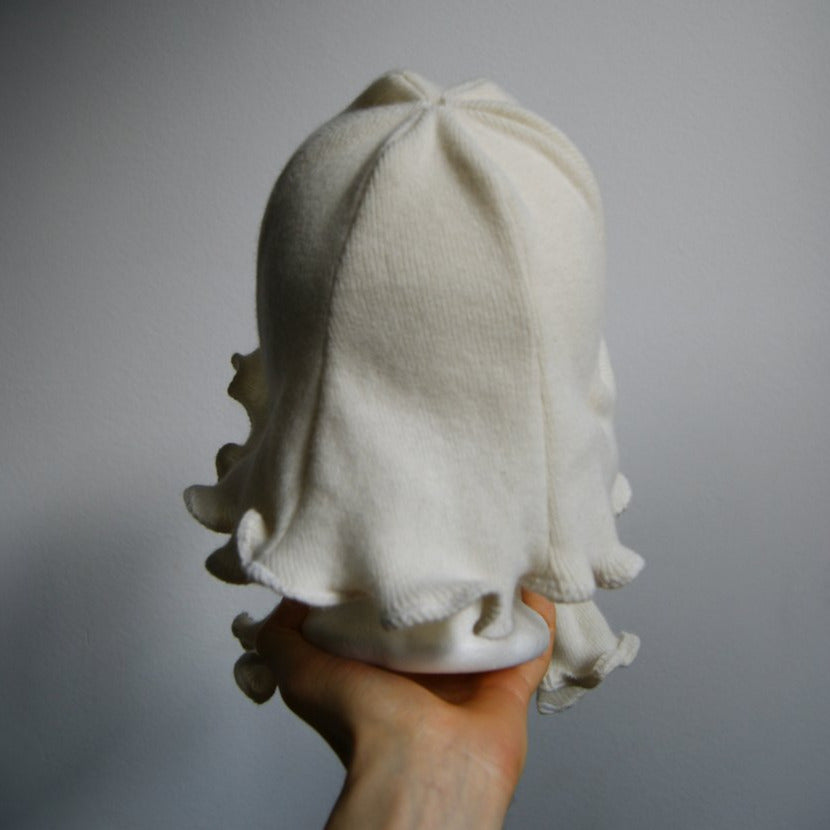 Angora orchid bonnet white
