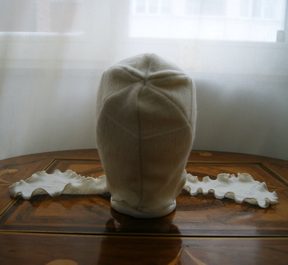 Ribbed orchid bonnet no. xvi