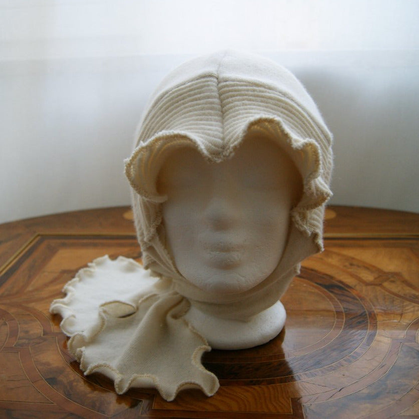 Cavalli orchid bonnet no. xv