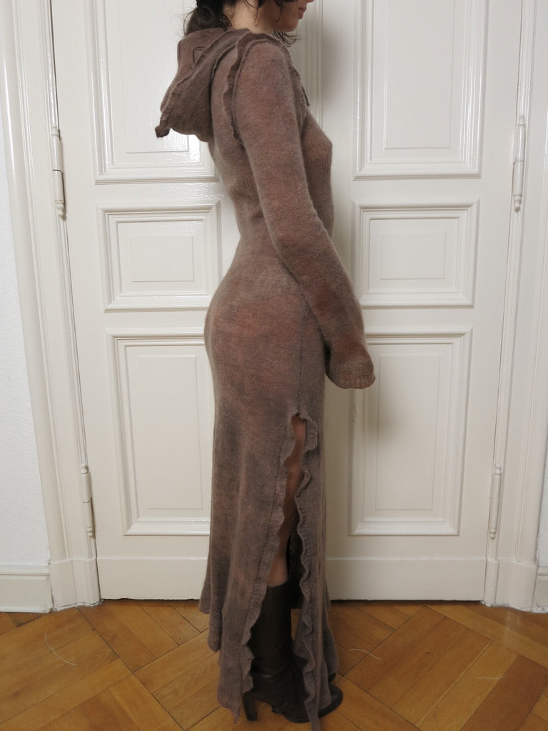 eithne padraigin ni bhraonain ~ dyed mohair dress