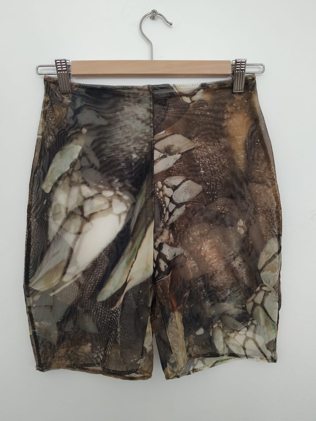 Single-layered bike shorts, size M