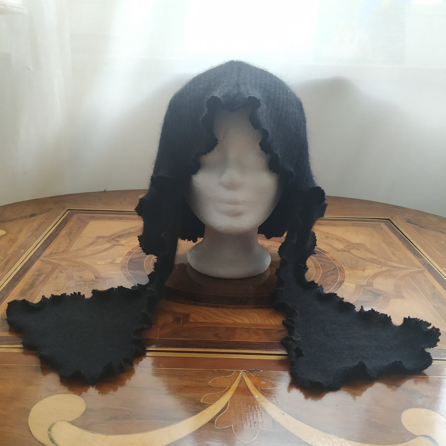 Black orchid bonnet no. xxviii