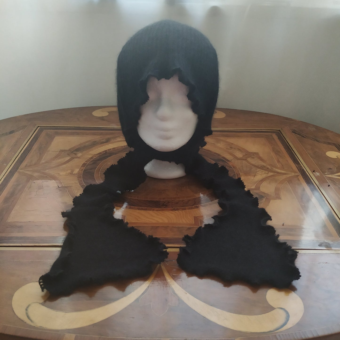 Black orchid bonnet no. xxxiii