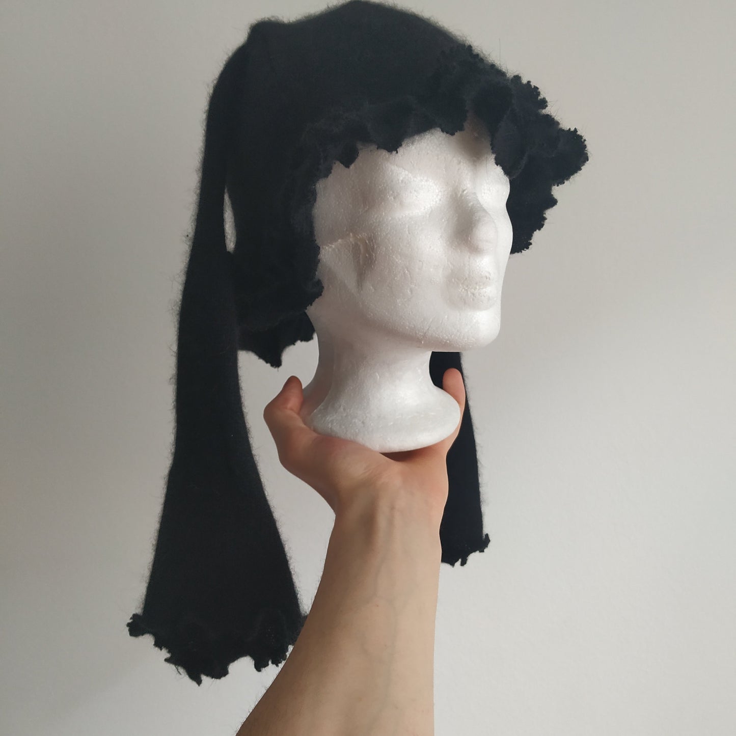 Black rose bonnet no. xxxiv