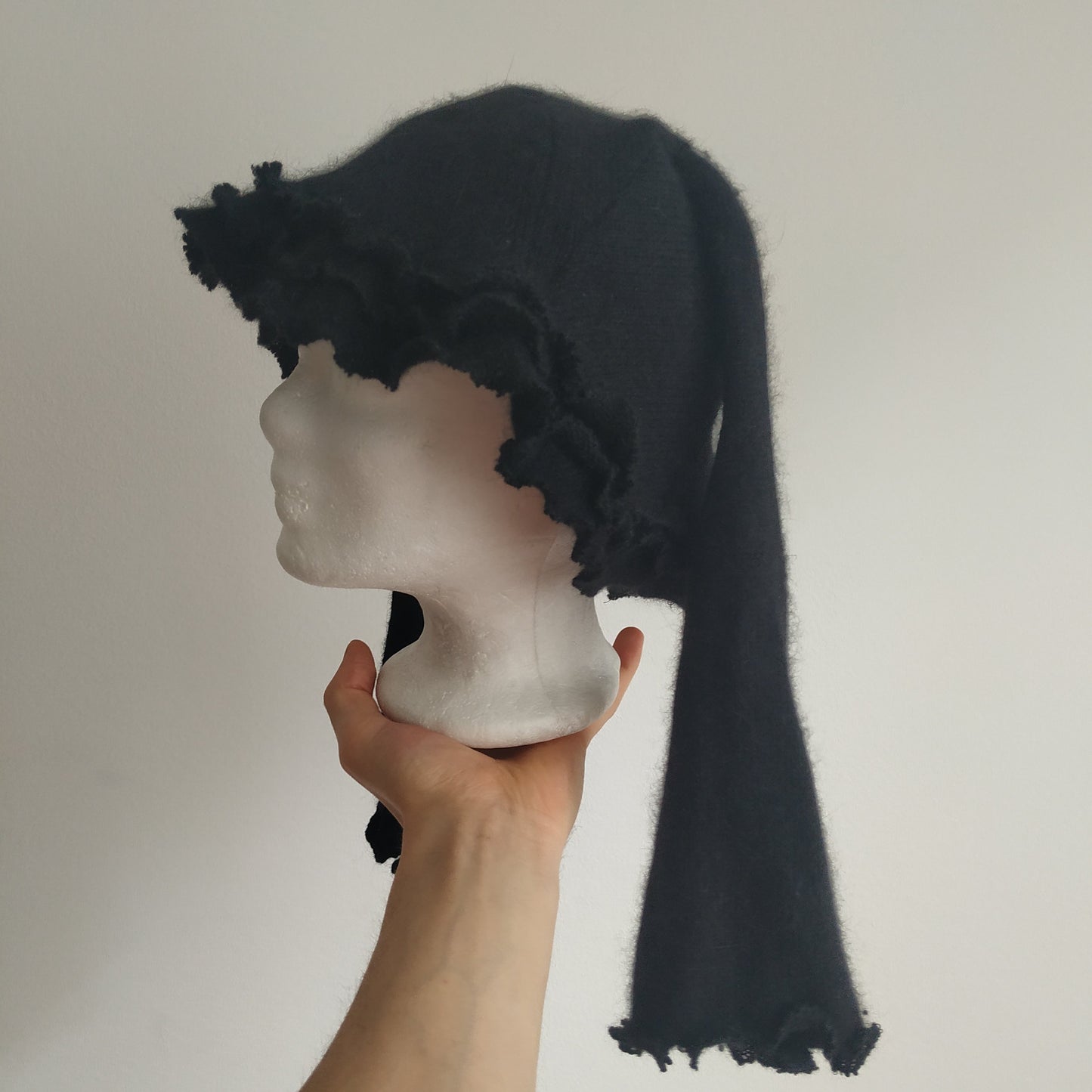 Black rose bonnet no. xxxiv