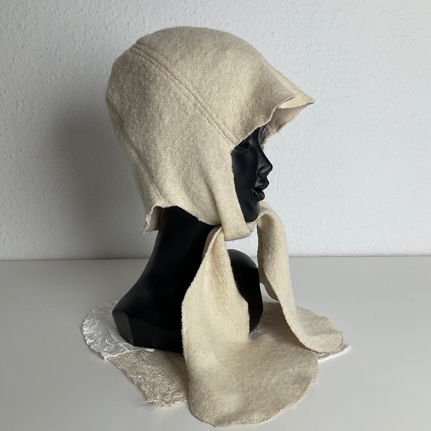 ꒰⑅ᵕ༚ᵕ꒱˖♡ ivory virgin wool orchid bonnet ♡˖꒰ᵕ༚ᵕ⑅꒱