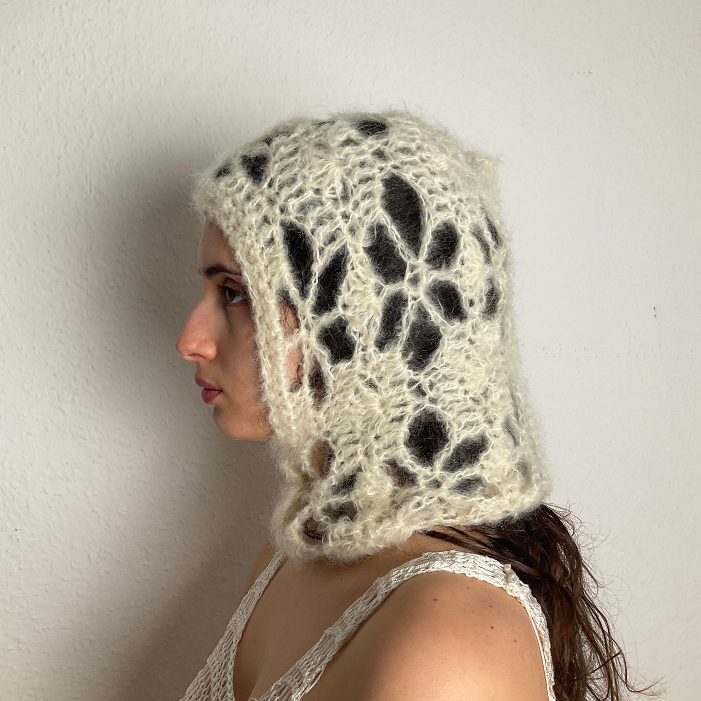 prototype ~ crochet balaclava from mođđe studio