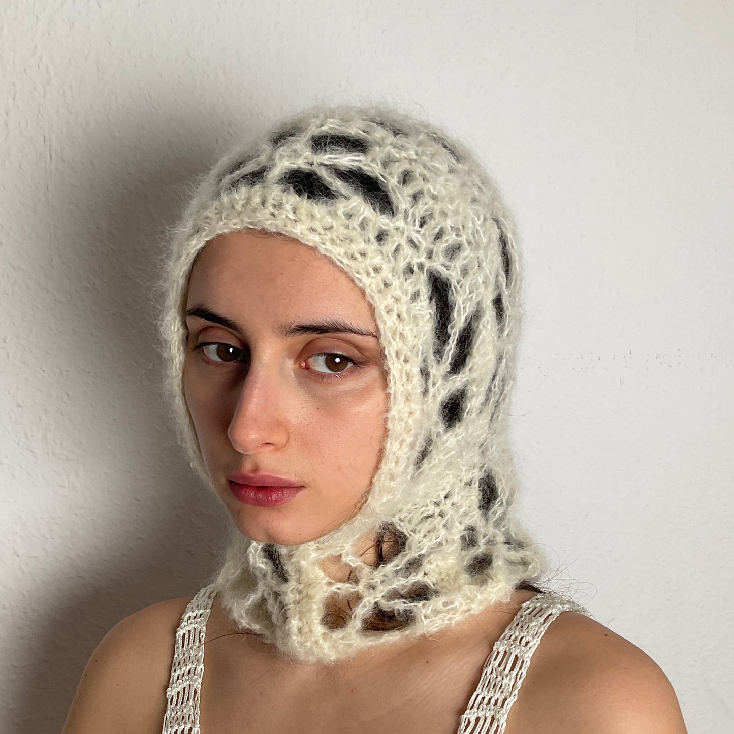 prototype ~ crochet balaclava from mođđe studio