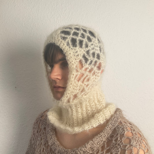 mođđe studio ~ prototype crochet balaclava