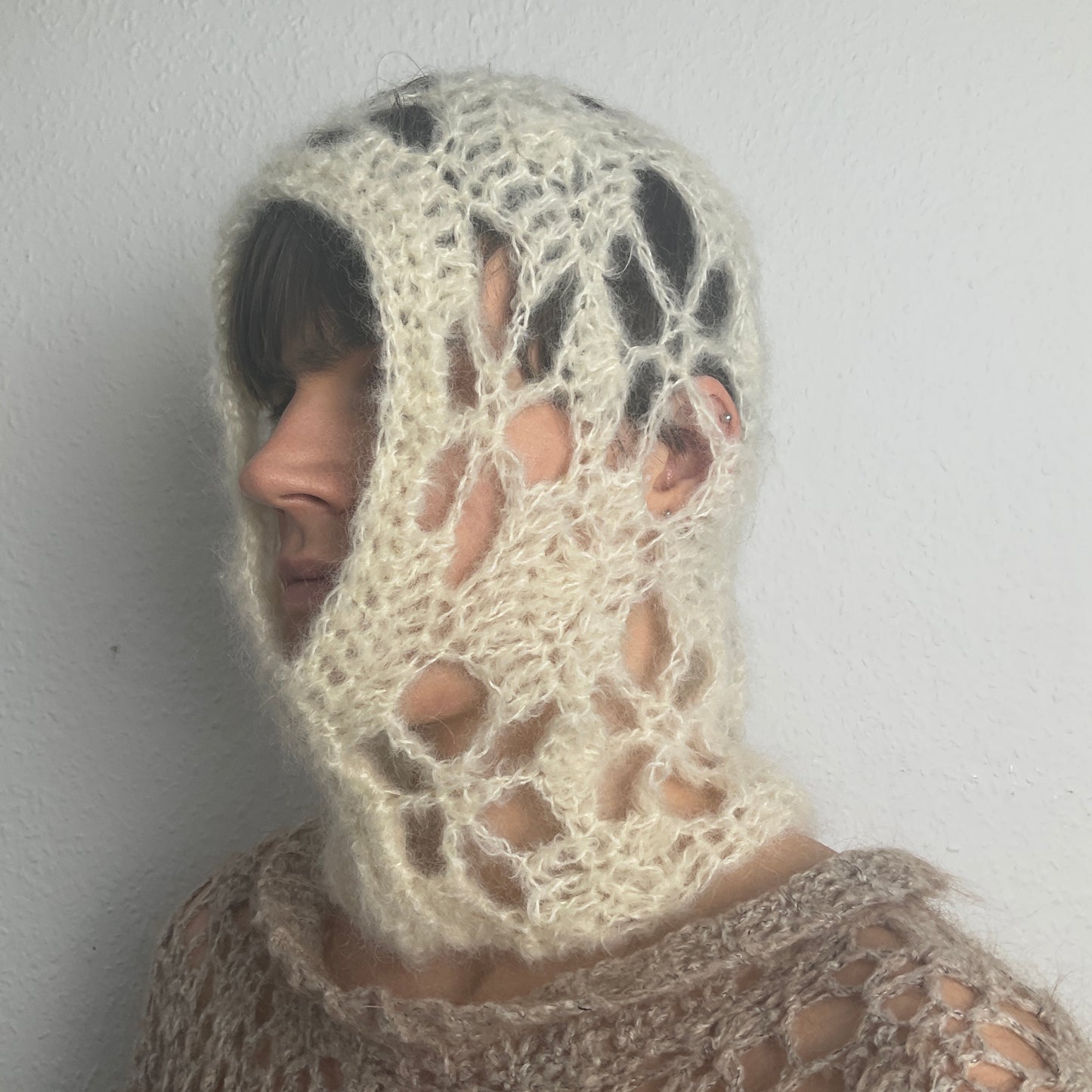 prototype ~ crochet balaclava from mođđe studio